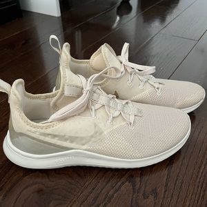 Nike Gold/Tan Training Shoes